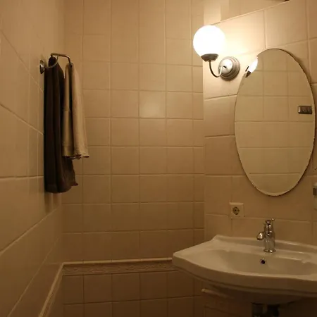 Eenink Couette-café 3*